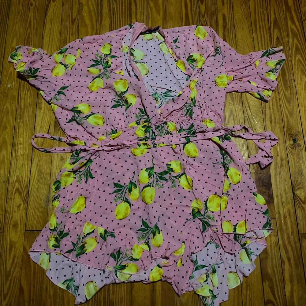 Boohoo lemon romper